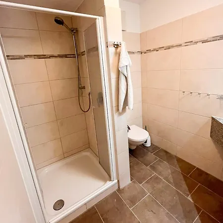 Holiday home Ostseewelle 5
